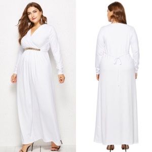 Plus size long sleeve v-neck maxi dress